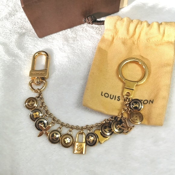 Louis Vuitton Accessories - 𝅺Authentic Louis Vuitton rare bag charm